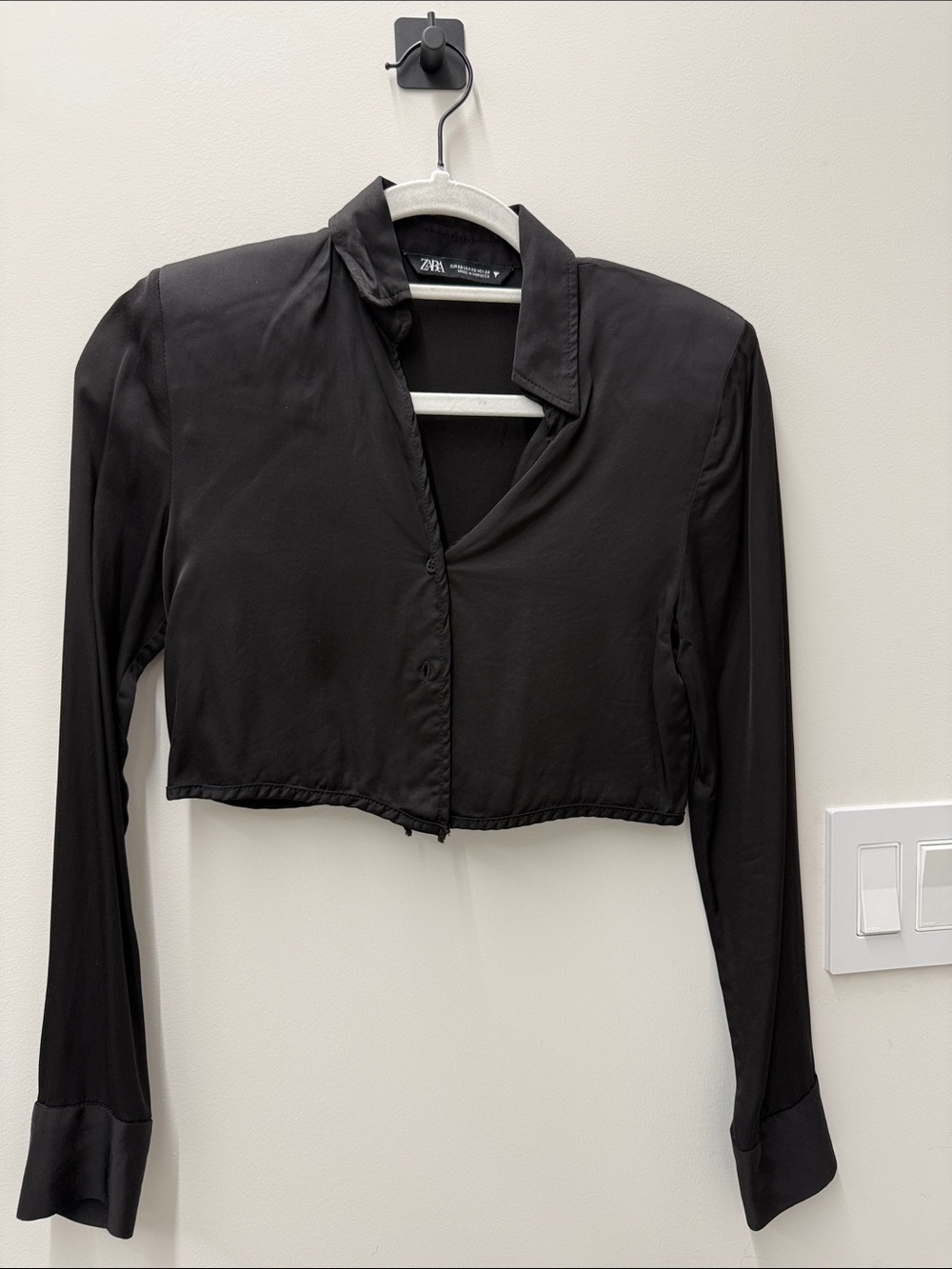 Zara Black Cropped Button-Down Shirt